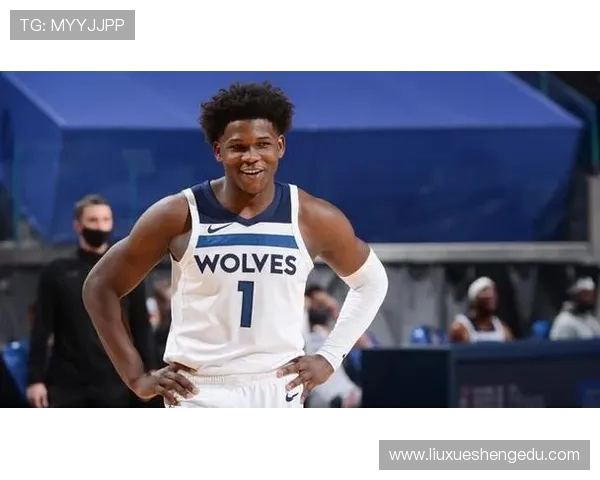 狼队对阵桑德兰精彩比赛直播全程回顾与分析